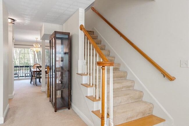 Building Photo - 270 Littleton Rd