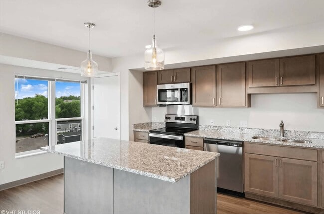 Building Photo - Ride Apartments