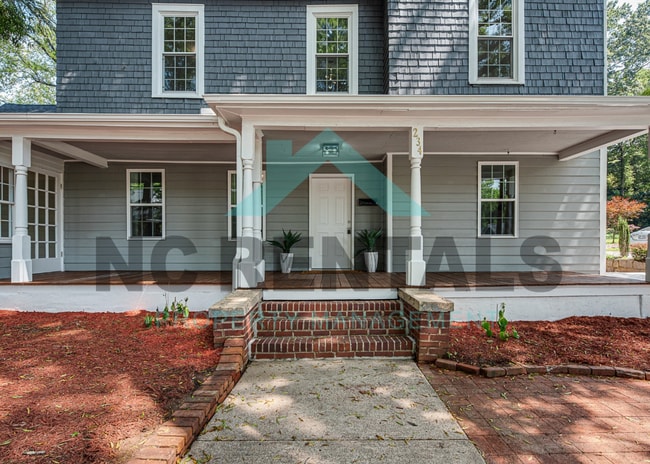 Building Photo - 234 S Academy St