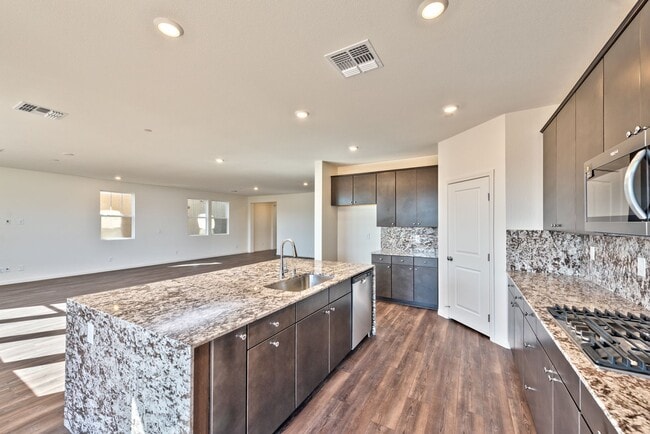 Building Photo - 2825 Gallarate Dr