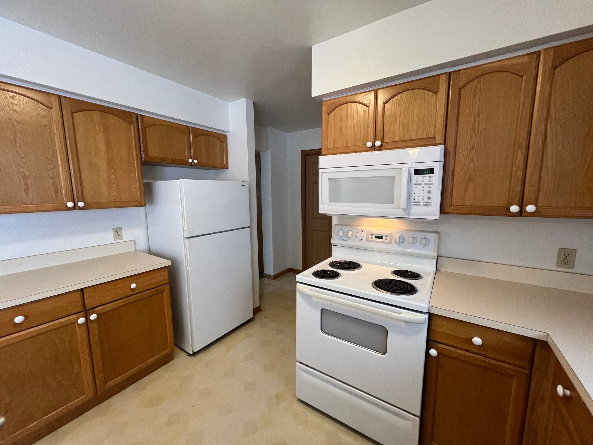 Building Photo - 604 Brown St