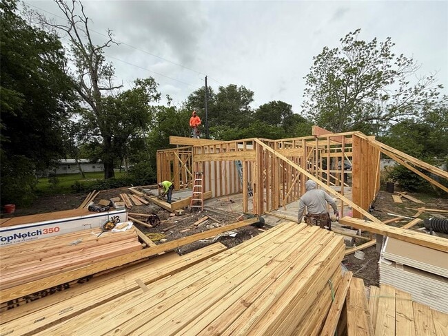 Building Photo - 3537 Alderfer St