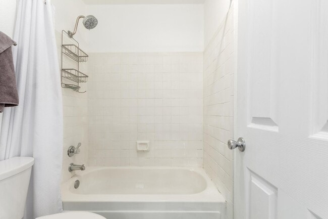 Building Photo - 5995 N 78th St