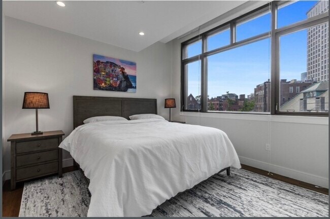 Building Photo - 108-110 Arlington St