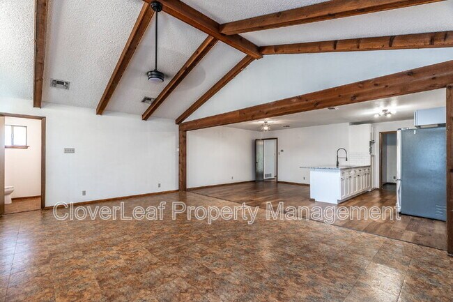 Building Photo - 3503 Clearfield Dr