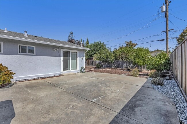 Building Photo - Great Home w/ Top Rated Schools in San Jose