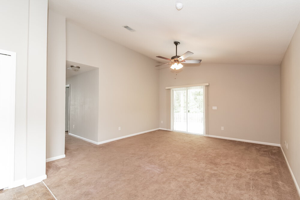 Building Photo - 2120 Sotterley Ln