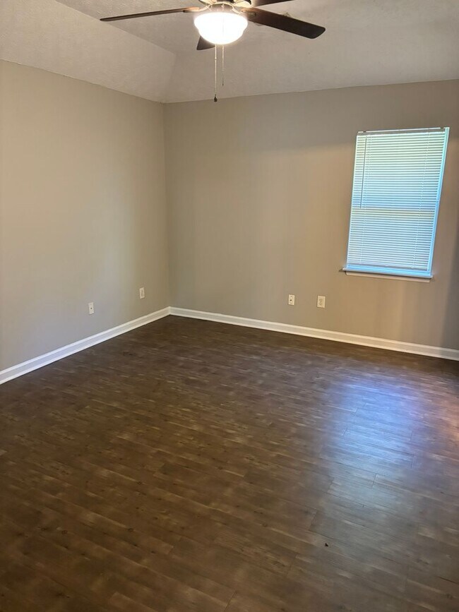 Building Photo - Located off of St Marys Road