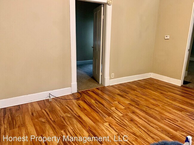 Building Photo - 3 br, 1 bath House - 1741 S Talbot St