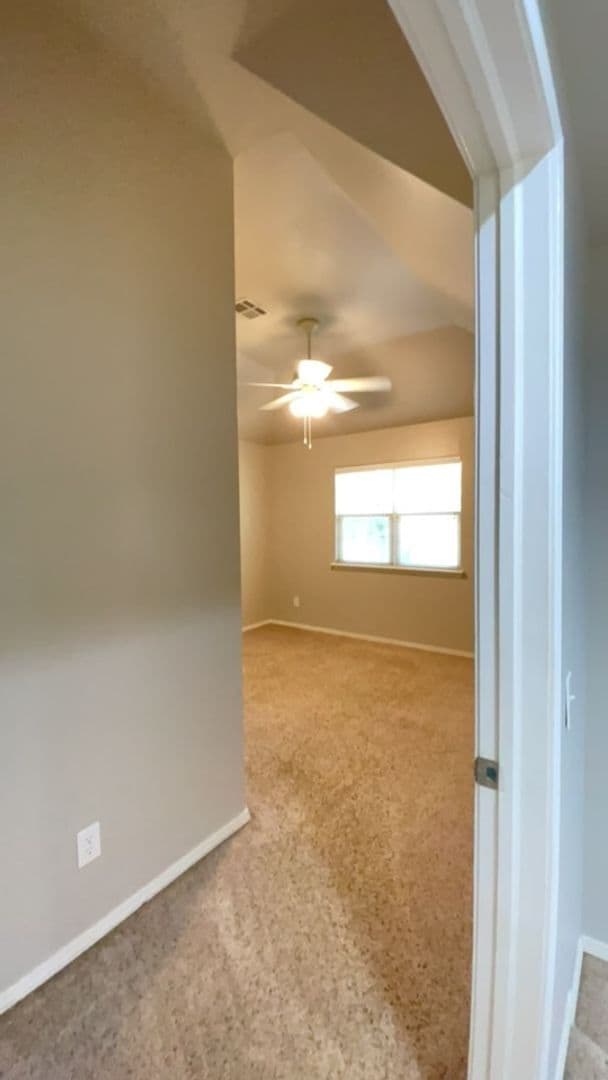 Building Photo - Spacious 3-Bed, 2.5-Bath Fourplex with Gar...