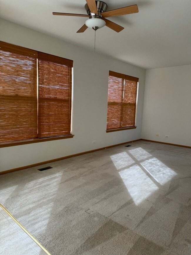 Building Photo - 1428 Reserve Ln
