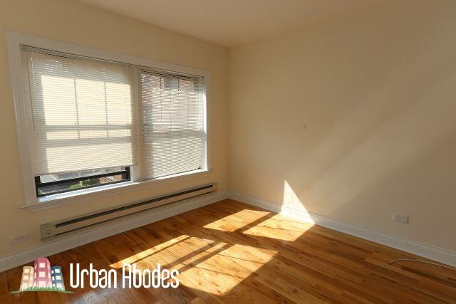 Building Photo - 625 W Cornelia Ave