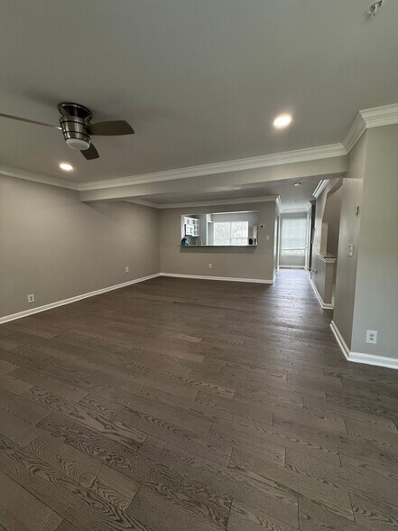 Building Photo - 9903 Cranapple Ct