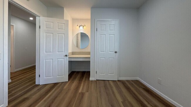 Building Photo - 3532 Rainbow Ln