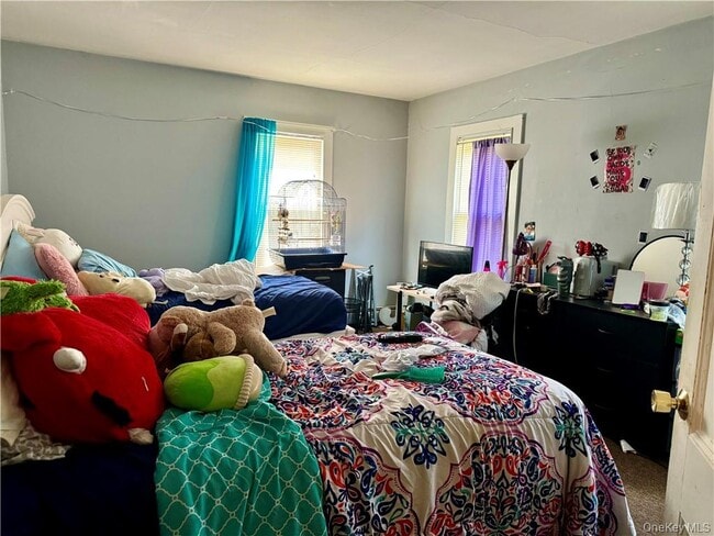 Building Photo - 19 Bloomingburg Rd