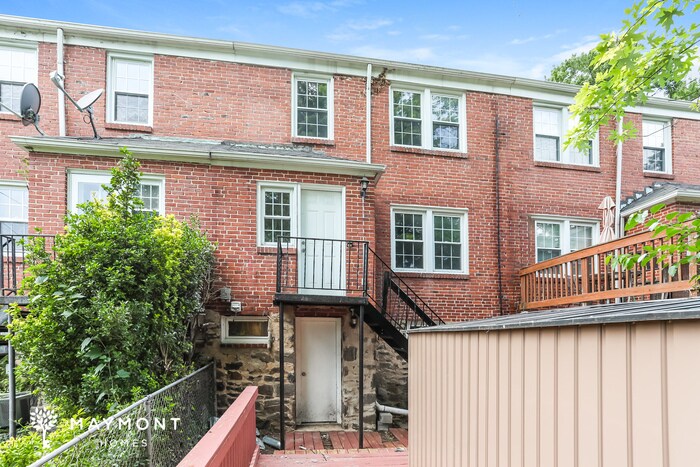 Building Photo - 6111 Parkway Dr