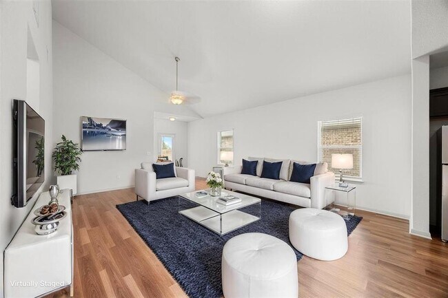 Building Photo - 356 Shiner Ln