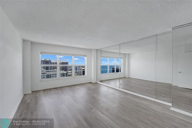 Building Photo - 3500 Galt Ocean Dr