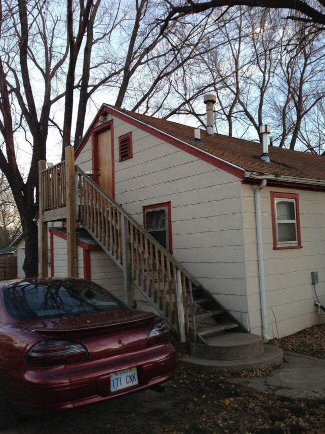 Building Photo - WH-Main Duplex