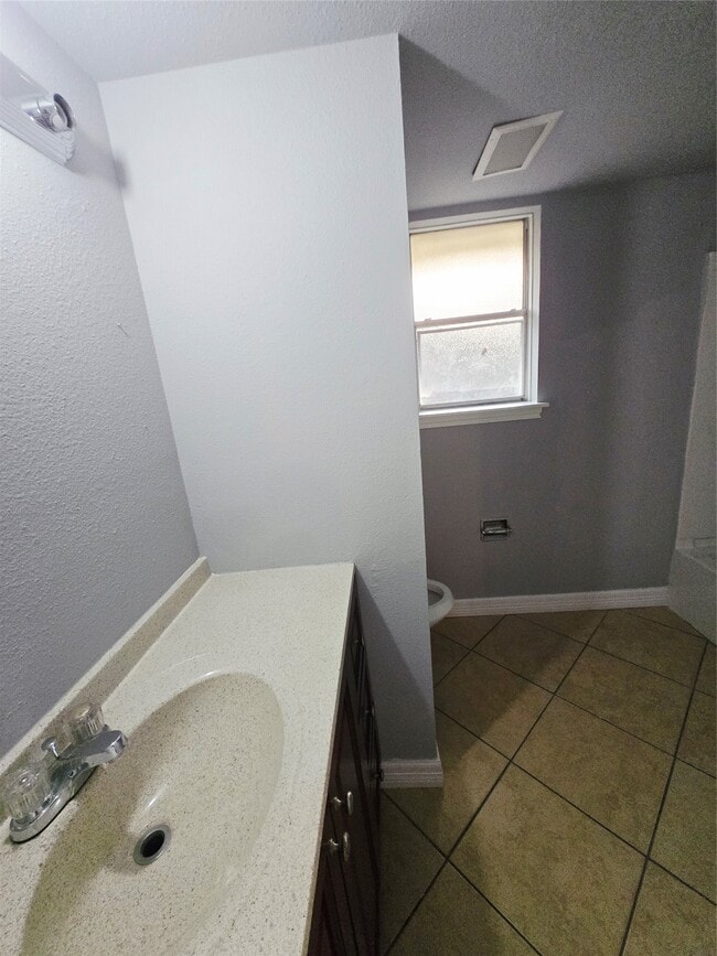 Building Photo - 7731 Deadwood Dr