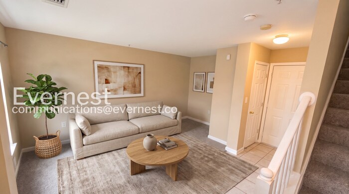 Building Photo - 21803 Flanders Ct