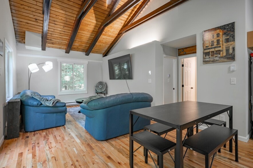 Building Photo - 51 White Birch Dr