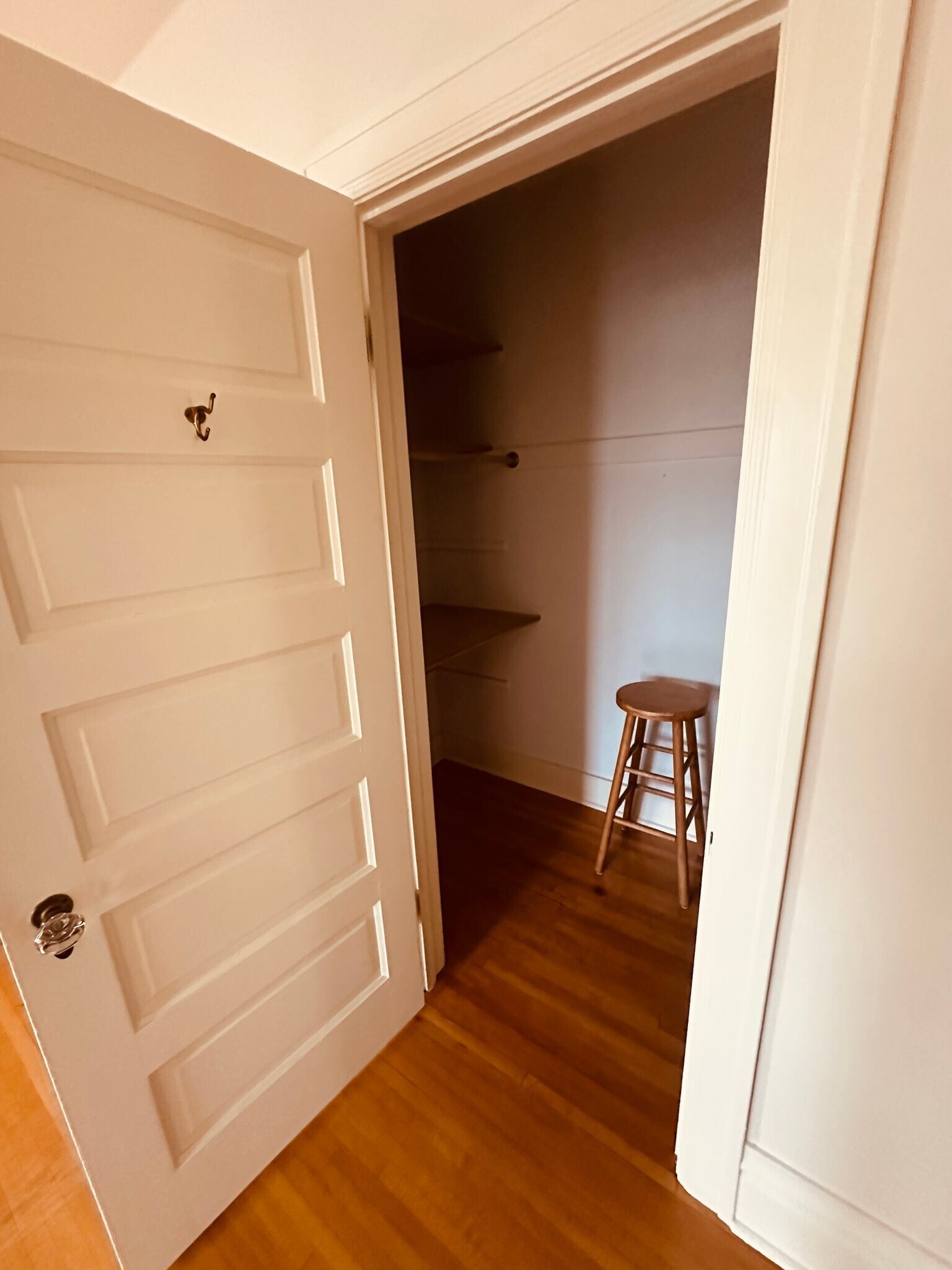 Building Photo - 113 N Batavia Ave