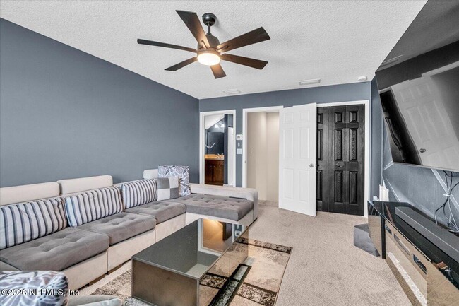 Building Photo - 3142 Valiant Ct