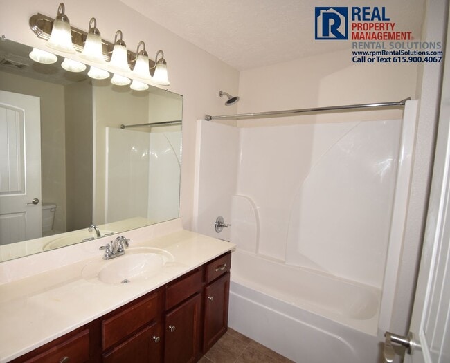 Building Photo - 1548 Passage Dr
