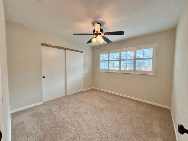 Building Photo - Spacious 3 Bedroom Gilroy Home with AC  & Attached Garage