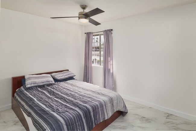 Building Photo - 51700 Avenida Martinez