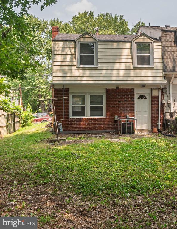 Building Photo - 7737 Greymont St