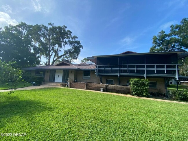 Building Photo - 1 Arrowhead Dr