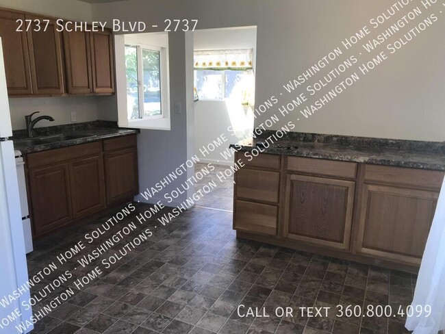 Building Photo - 2737 Schley Blvd