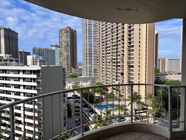 Building Photo - For Rent | A 3 Bedroom, 3 Bathroom, with 1 Assigned Parking Stall at Waipuna