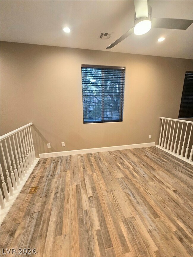 Building Photo - 9313 Night Mesa St