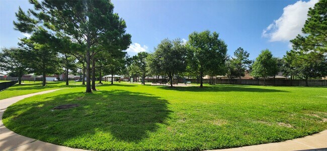 Building Photo - 19907 Stoney Haven Dr