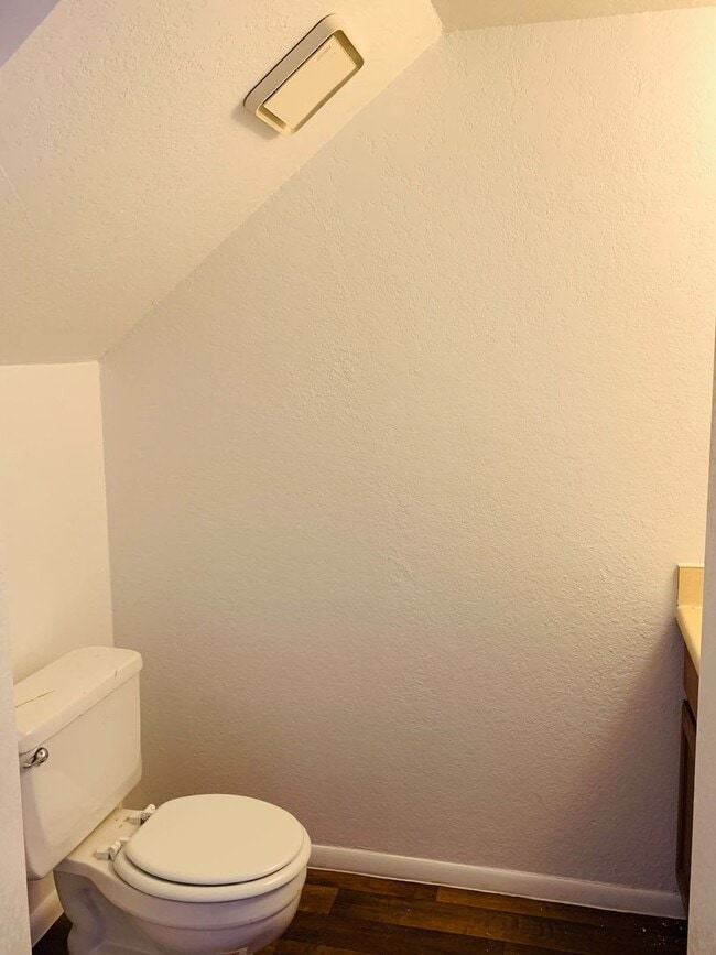 Building Photo - Charming 1-Bedroom Condo with Modern Touches in Las Vegas