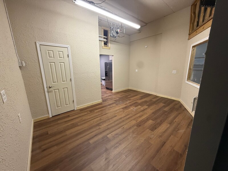 Building Photo - 115 N Washington St