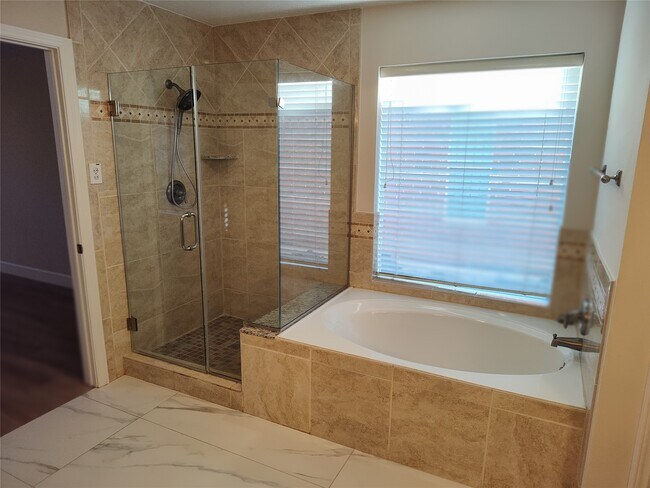 Building Photo - 4127 N Nolan Pl