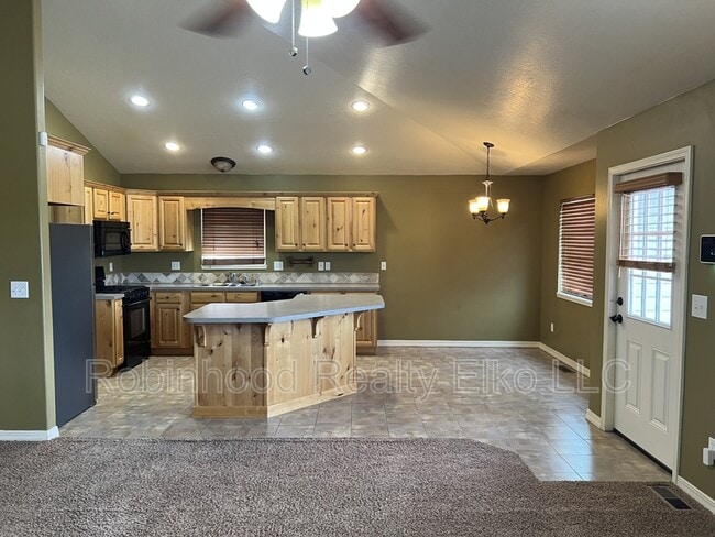 Building Photo - 214 Brookwood Dr