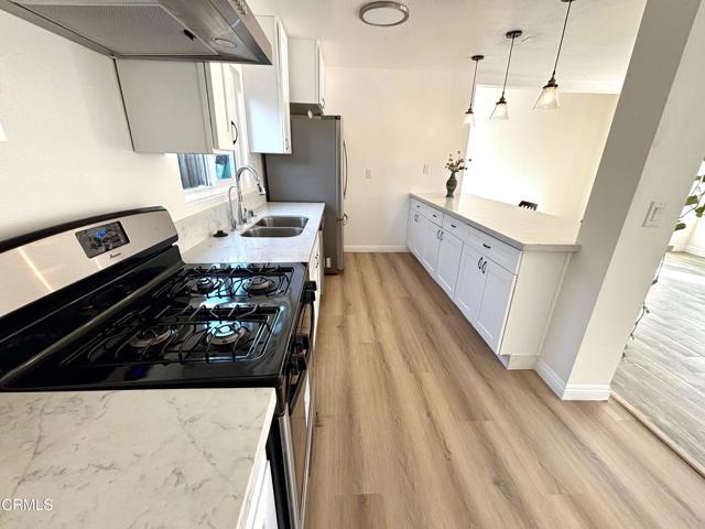 Building Photo - 1552 Atchison St