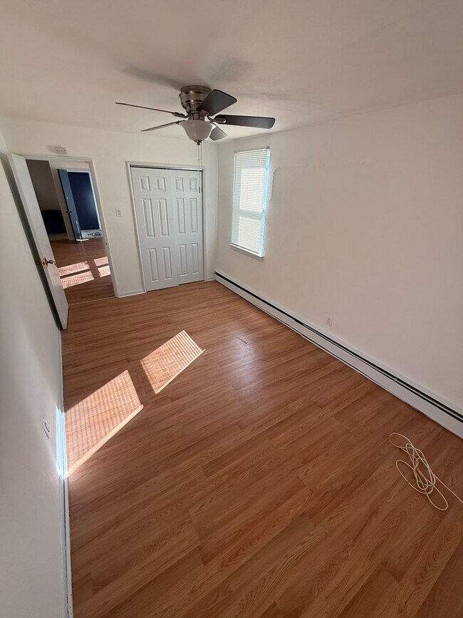 Building Photo - 6720 Rising Sun Ave