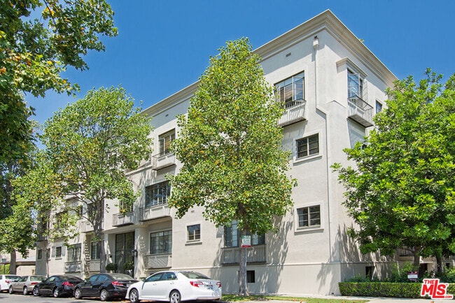 Building Photo - 9601 Charleville Blvd