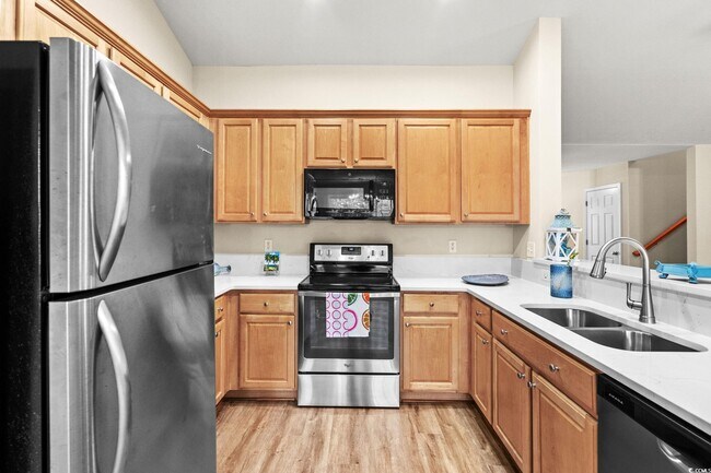 Building Photo - 280 Barclay Dr