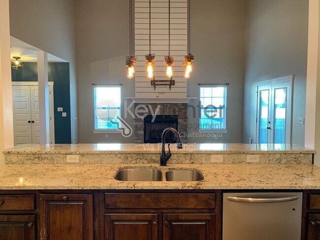 Building Photo - 6160 Tuscany Pl