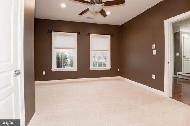 Building Photo - 24951 Avonlea Dr