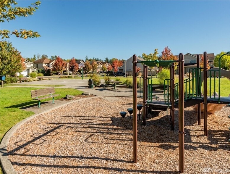 Building Photo - 341 Holland Ave