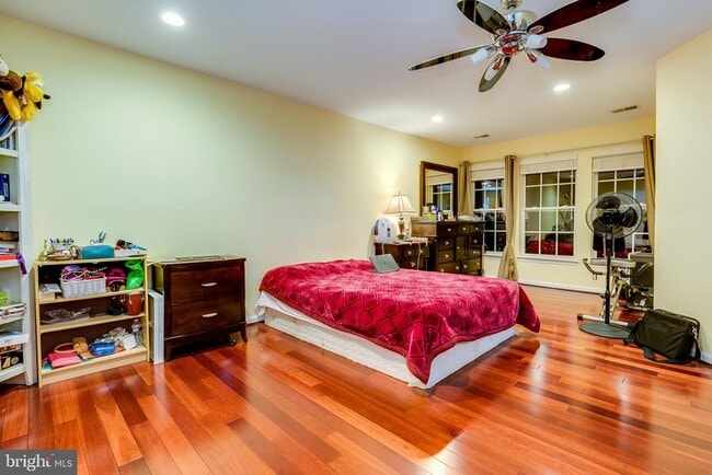 Building Photo - 13665 St Johns Wood Pl