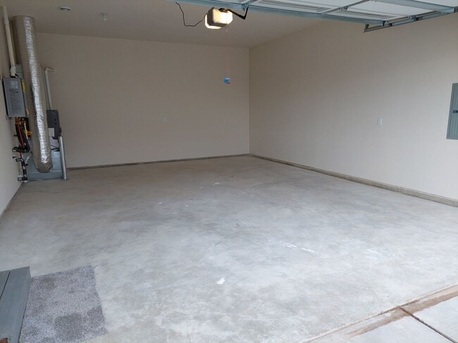 Building Photo - Beautiful Three Bedroom In Ferndale